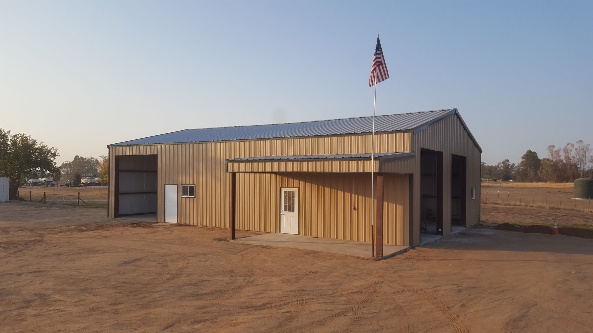 40X60X14 Commercial Building in California