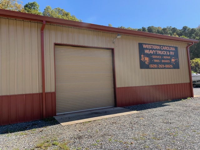 40x60x14 Garage and Service Shop in North Carolina
